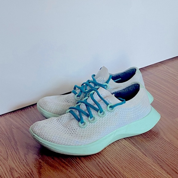 Allbirds sea foam/teal sneaker - Picture 1 of 10